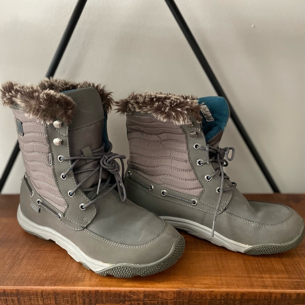 Sperry Boots